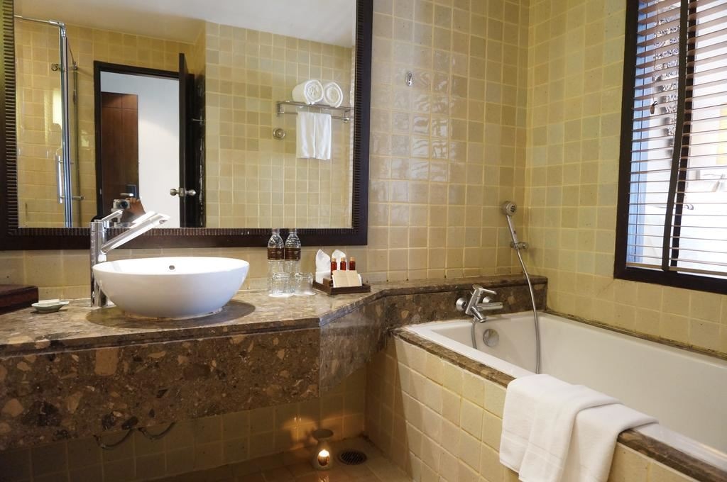 rooms-deluxe-sea-view