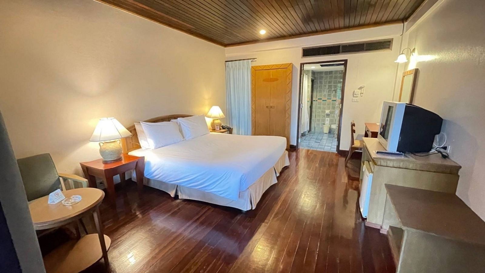 rooms-chalet-resort