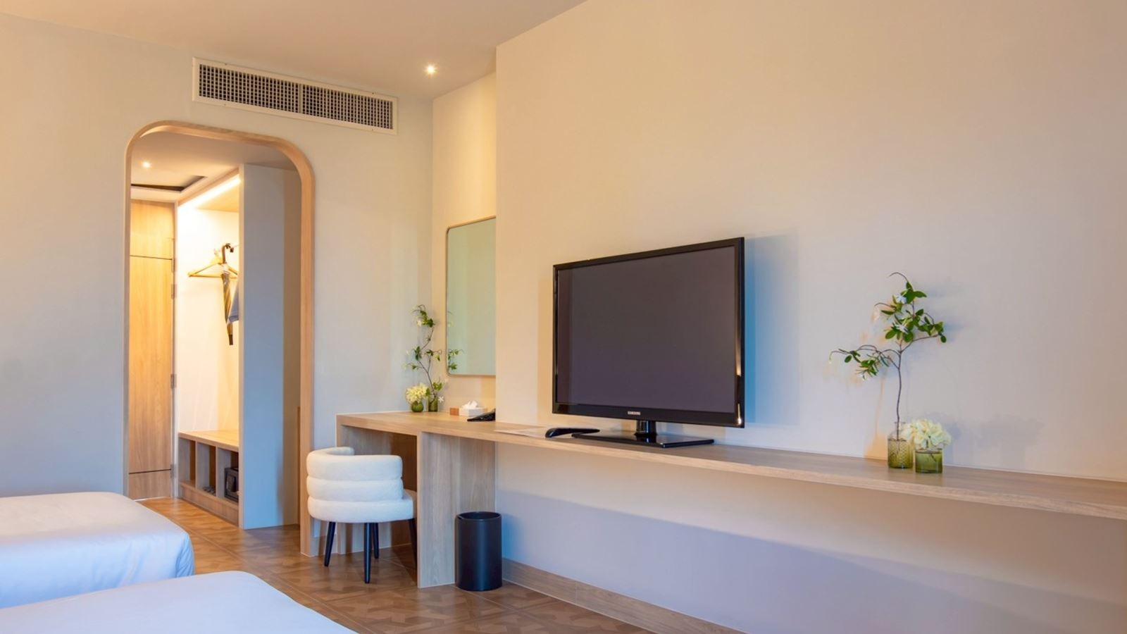 rooms-deluxe-ocean-view