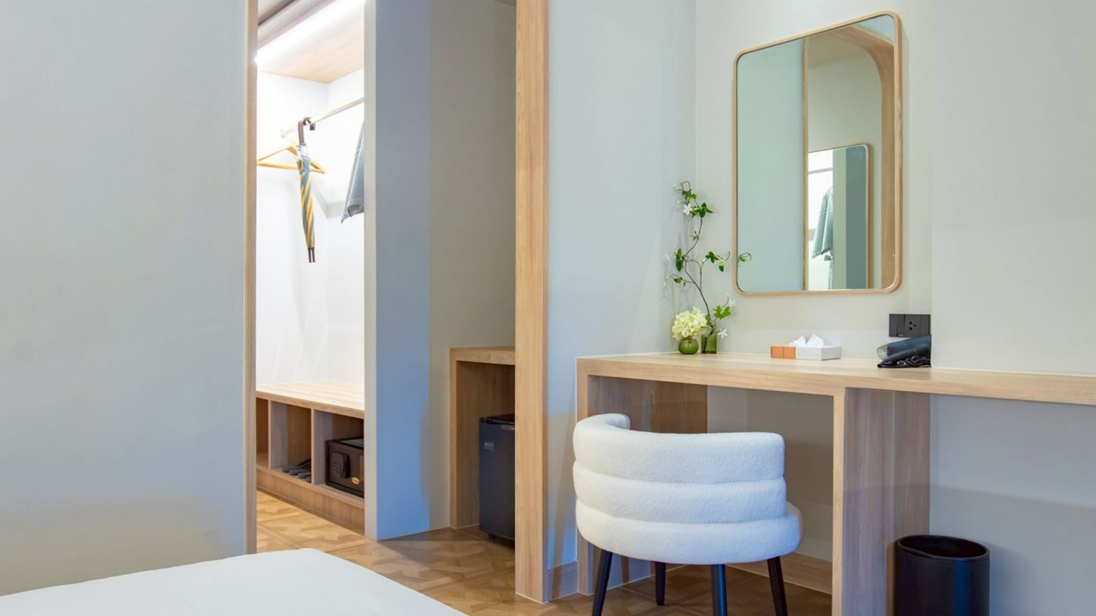 rooms-deluxe-ocean-view