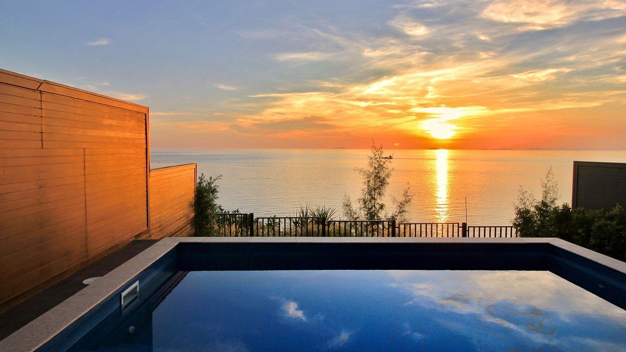 rooms-ocean-sunset-pool-villa