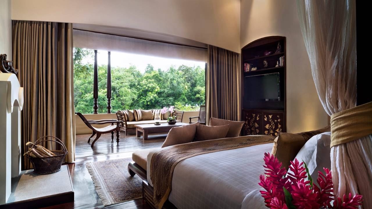 rooms-three-bedroom-residence-villa-with-pool