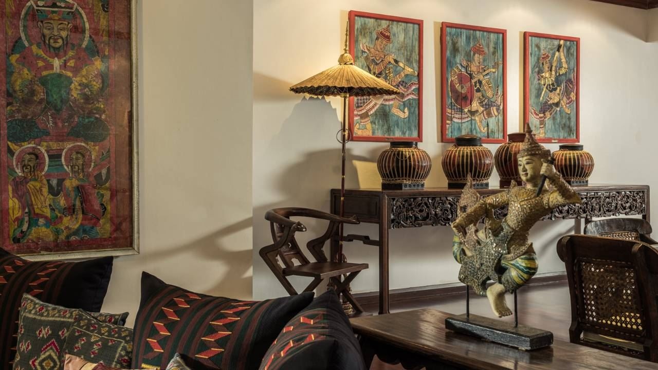 rooms-2-broom-residence