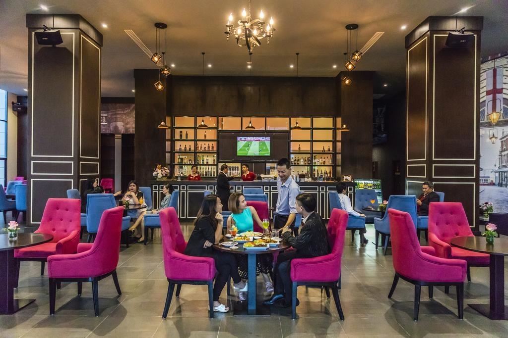 restaurants-royal-kitchen