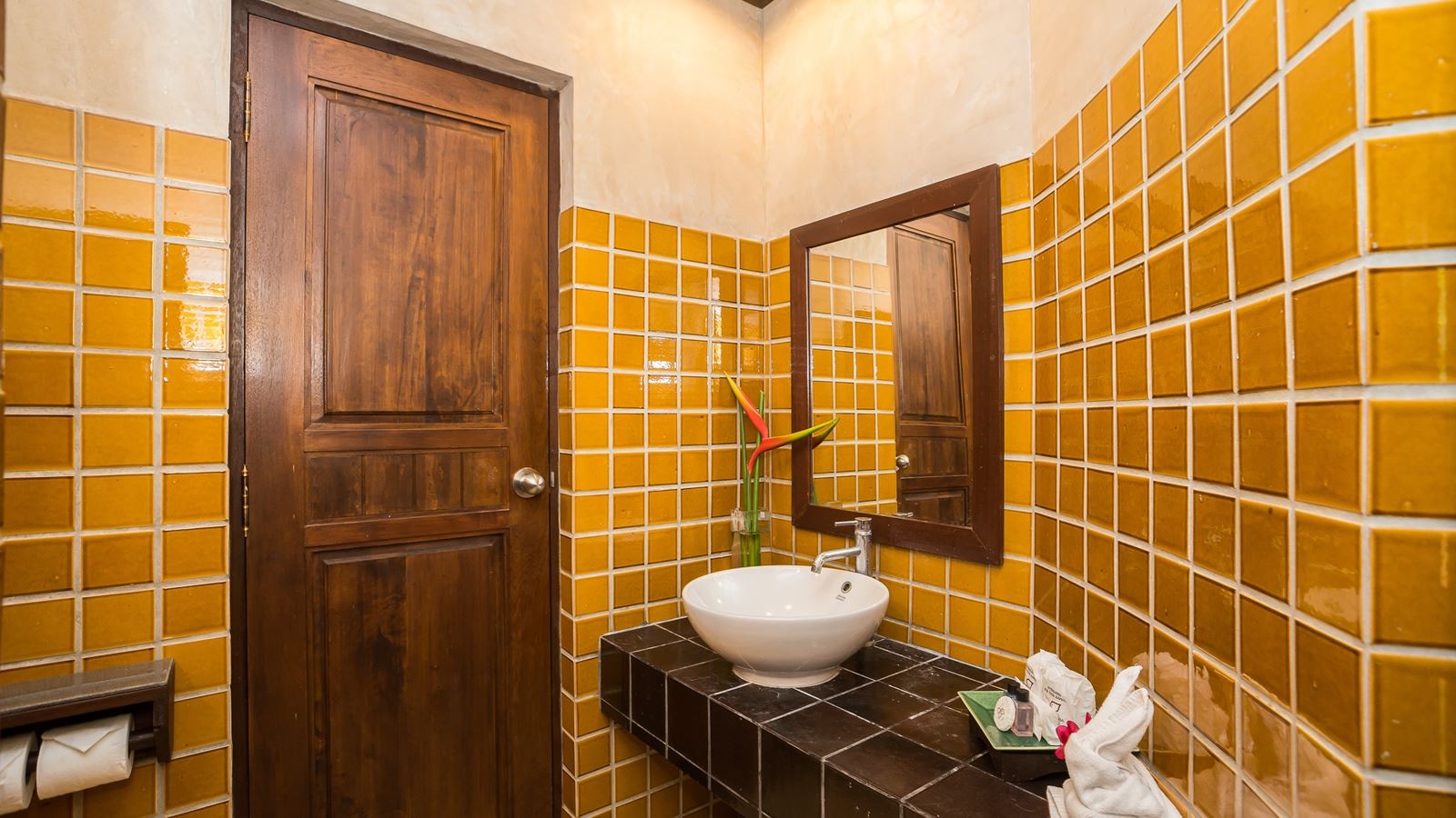 rooms-pool-side-villa