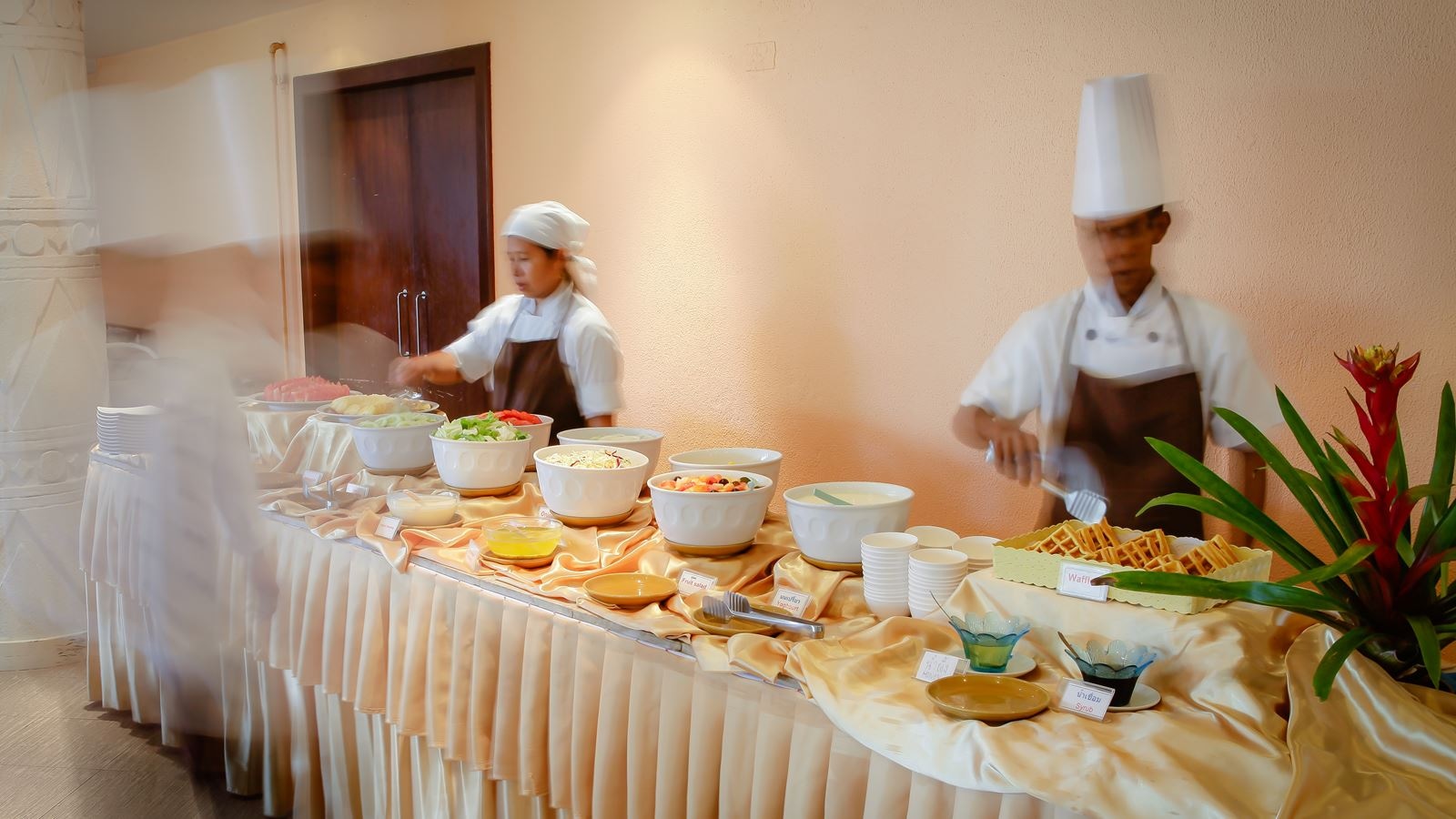 restaurants-restaurant