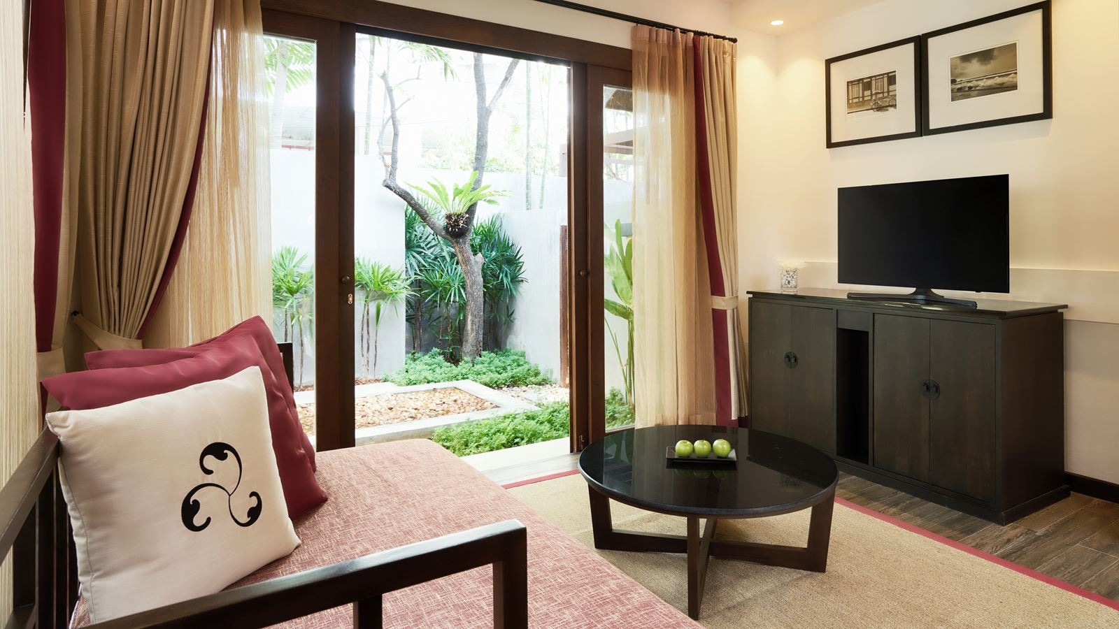 rooms-villa-with-private-pool