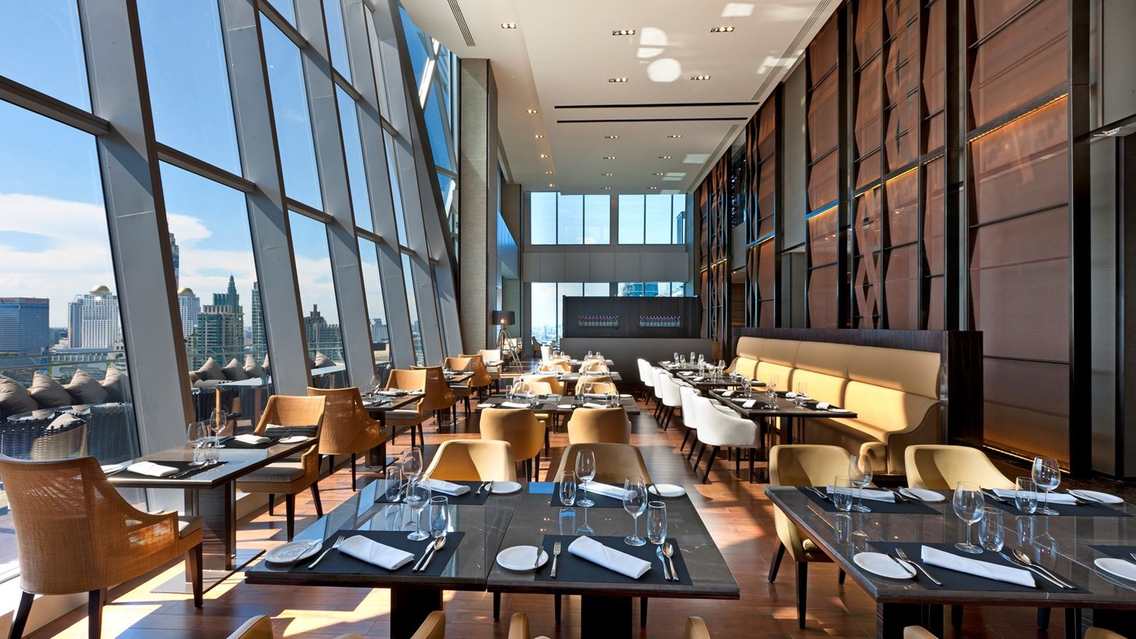 restaurants-up-and-above