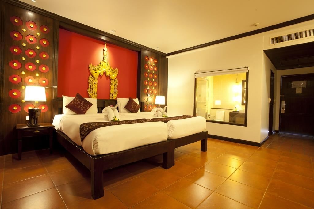 rooms-deluxe-pool-view