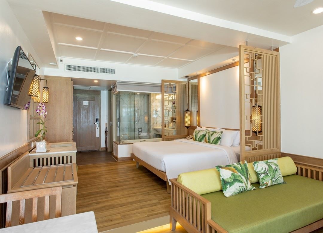 rooms-junior-suite-oceanfront-thani-wing