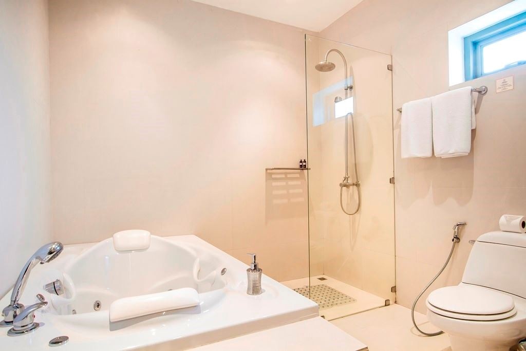 rooms-one-bedroom-superior-suite