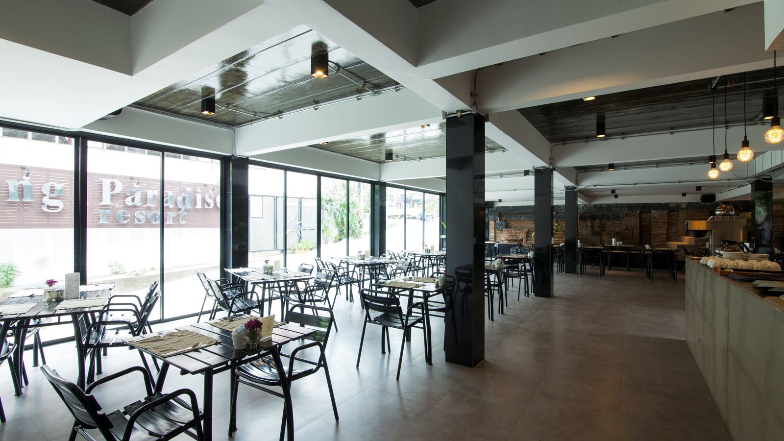 restaurants-bird-of-paradise-restaurant