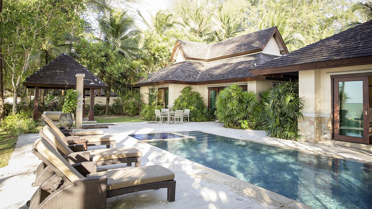 rooms-two-bedroom-pool--villa-deluxe-ocean--front