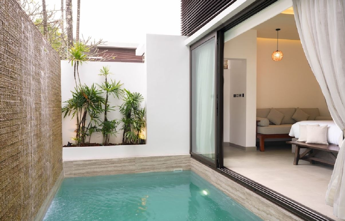 rooms-deluxe-suite-private-pool
