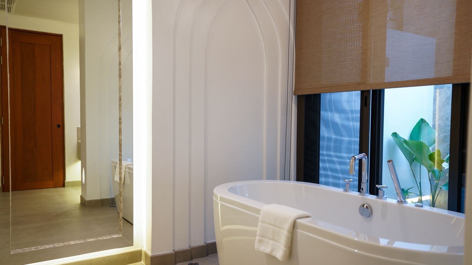 rooms-deluxe-suite-without-private-pool