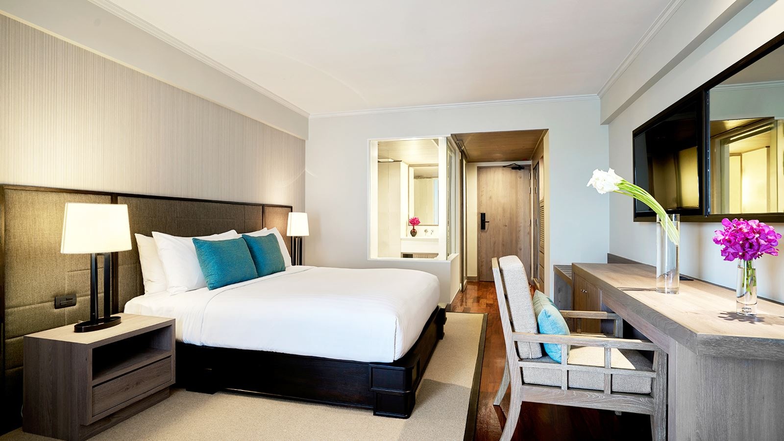 rooms-deluxe-sea-view-room