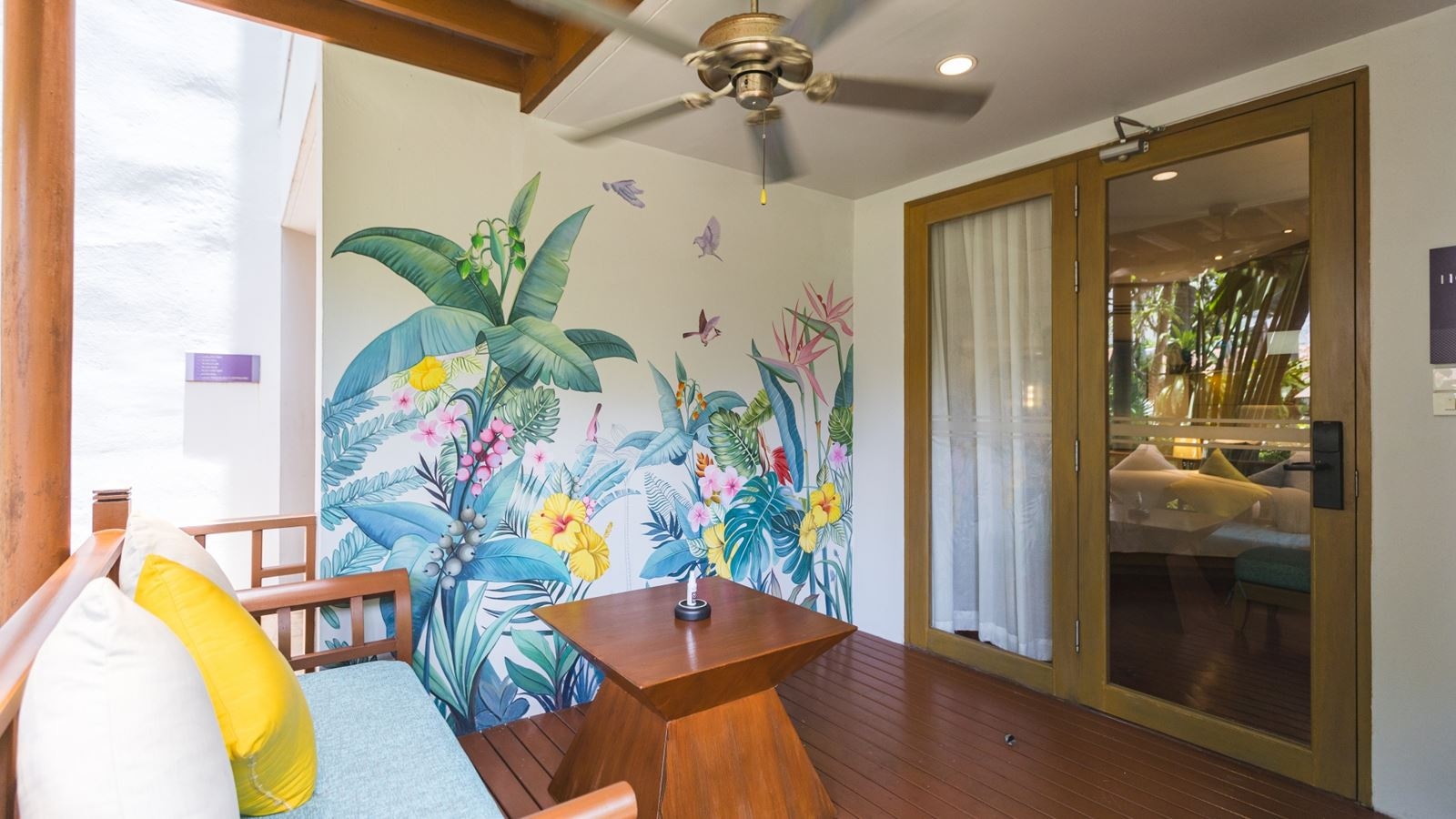 rooms-terrace-junior-suite