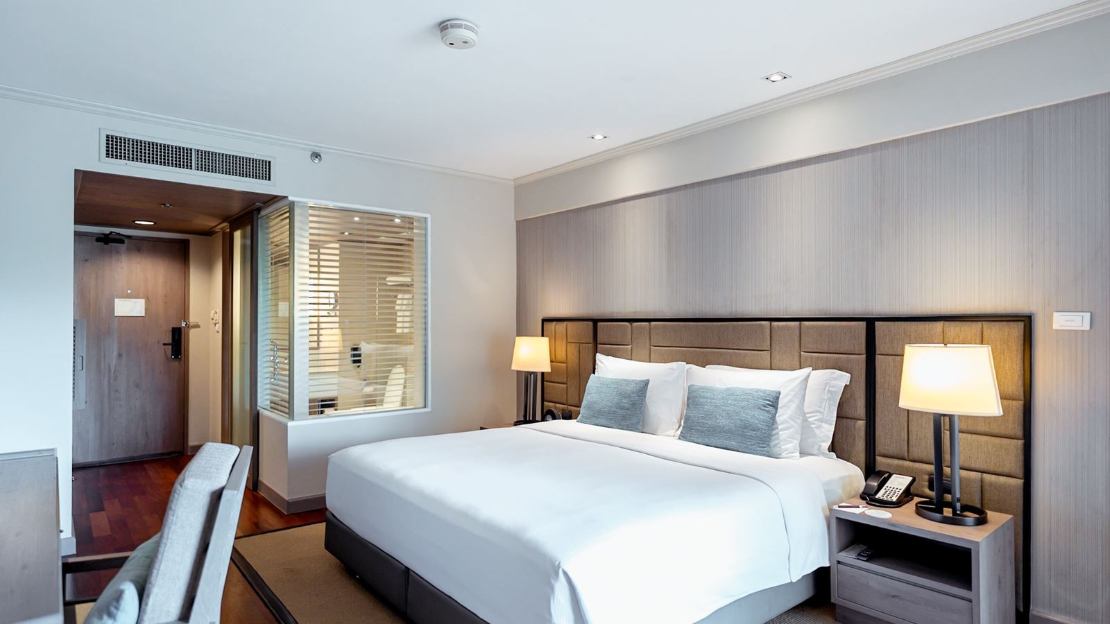 rooms-deluxe-garden-view-room