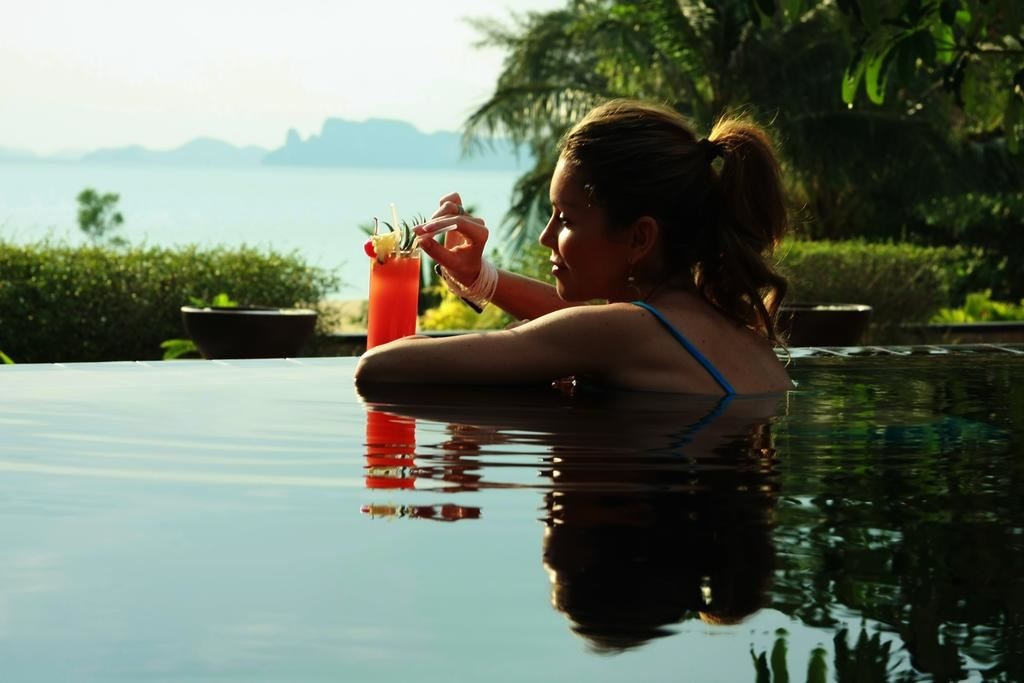 rooms-2-bed-room-pool-villa