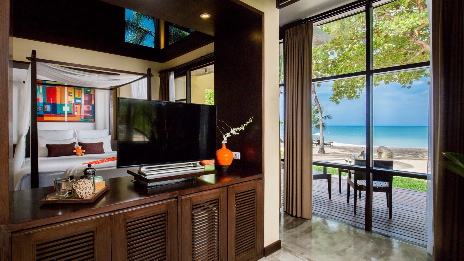 rooms-beach-front-villa