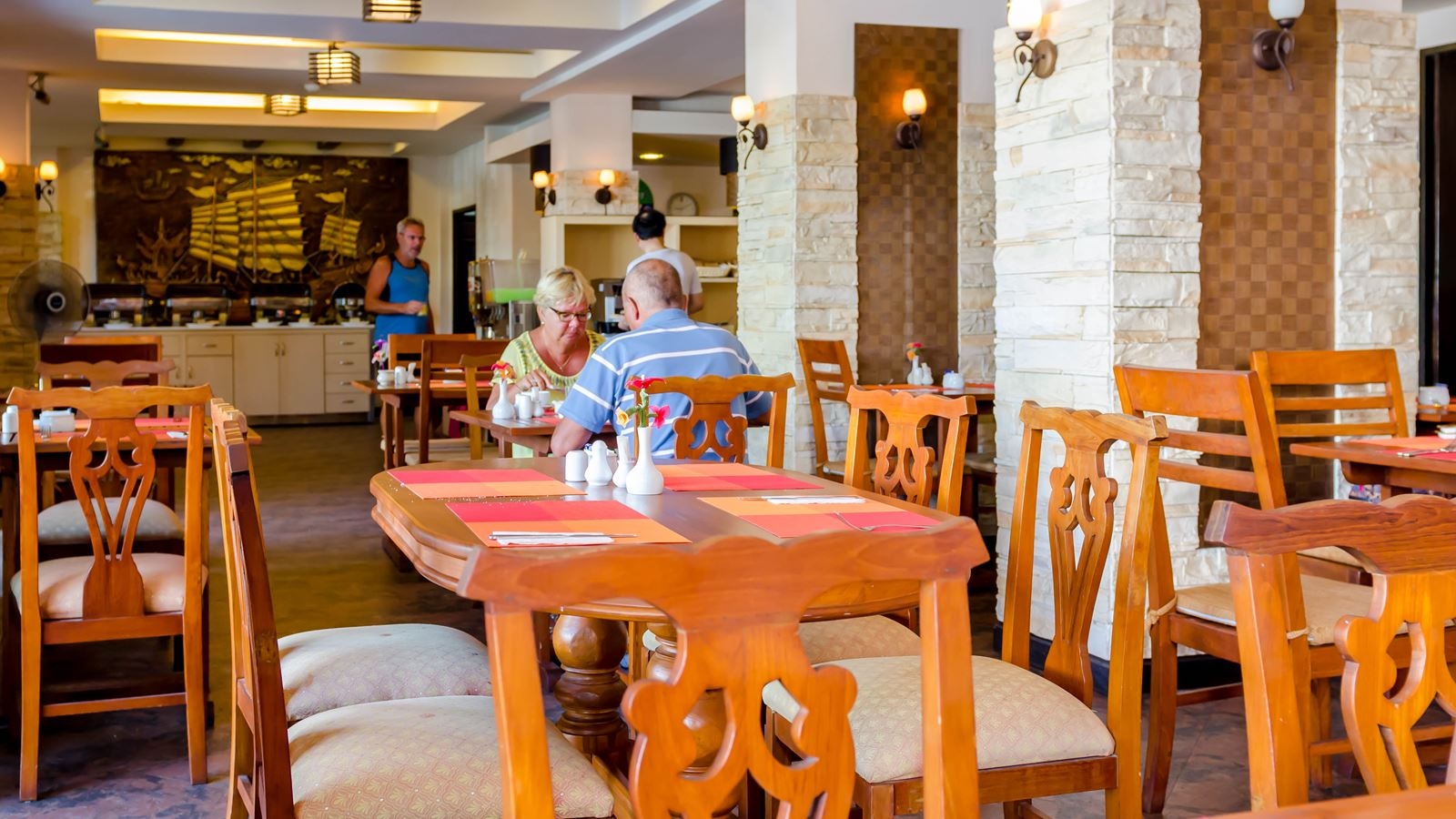 restaurants-aimaoch-restaurant