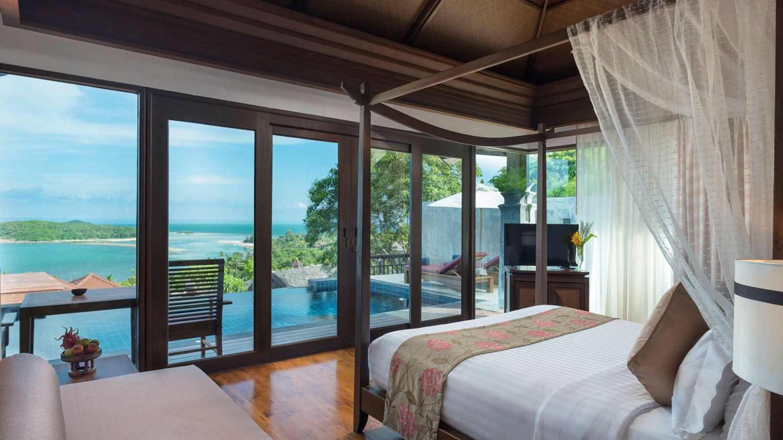 rooms-pool-villa-hillside-seaview