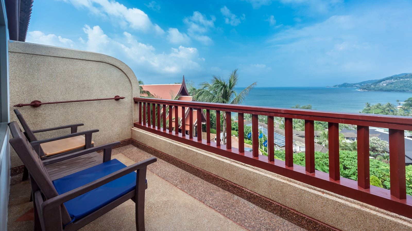 rooms-superior-seaview-room