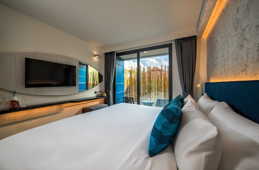 rooms-superior-with-balcony