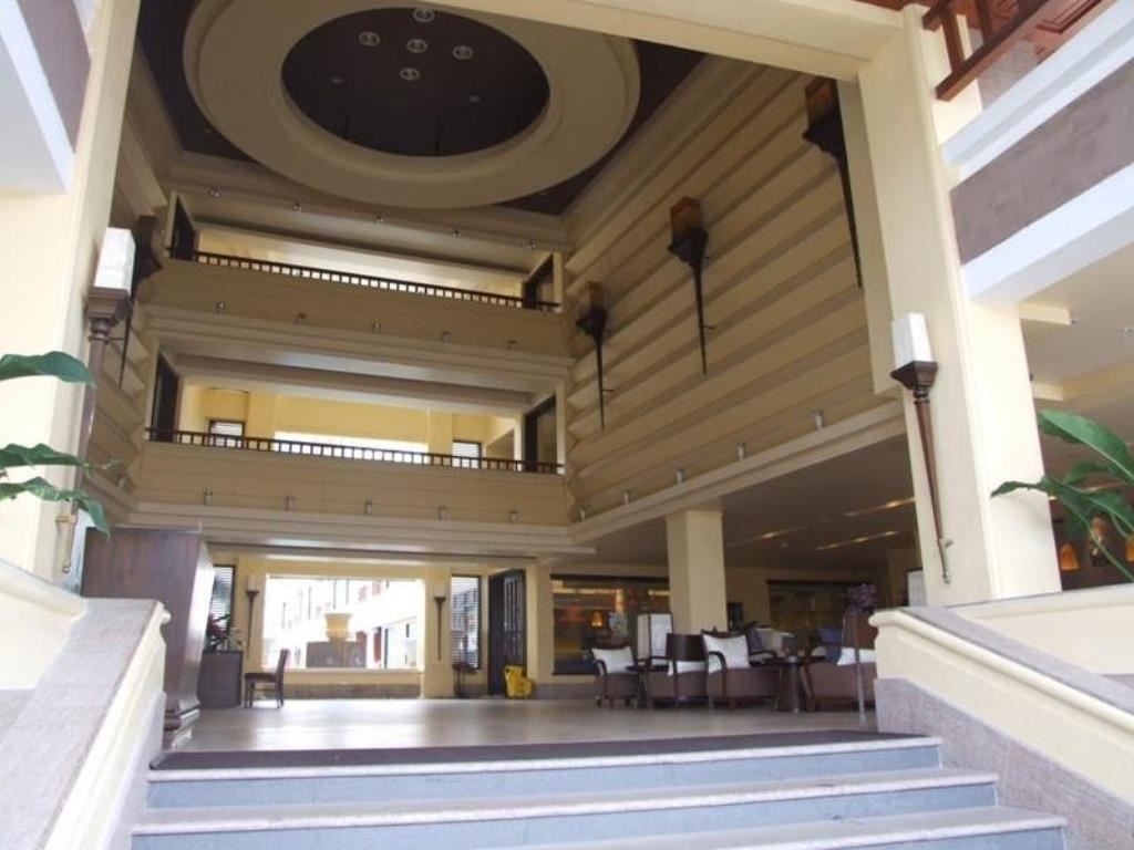 general-main-building