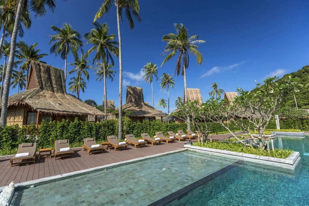 rooms-deluxe-seaview-bungalow