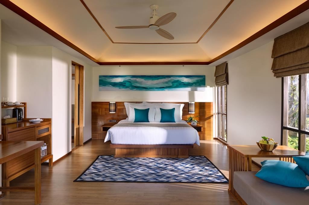 rooms-beachfront-junior-suite