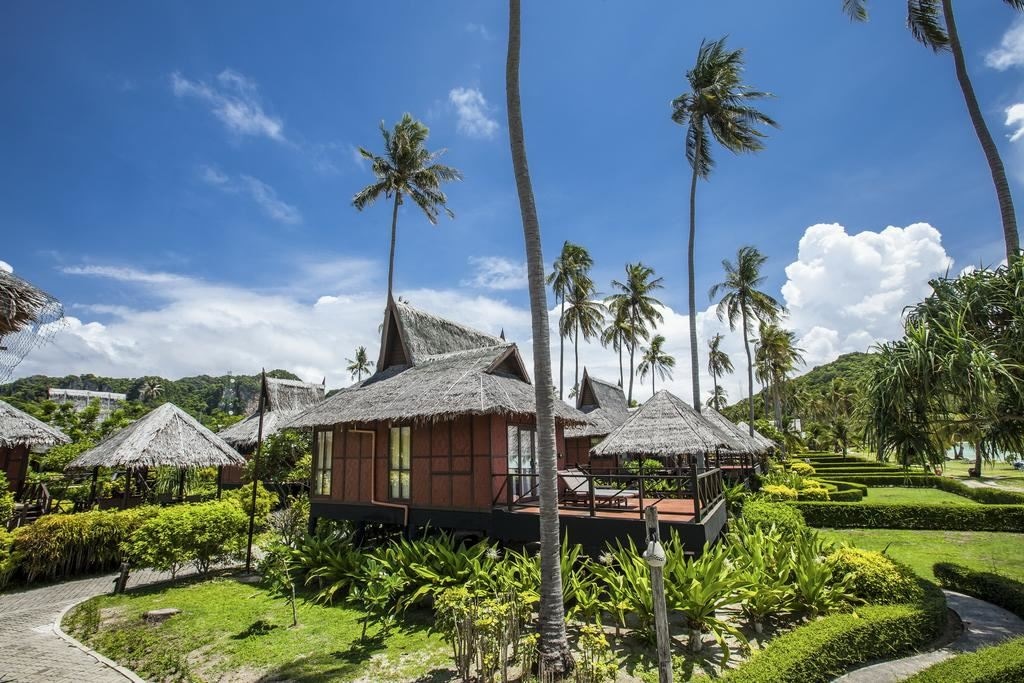 rooms-beachfront-junior-suite