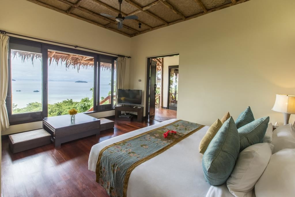 rooms-hillside-pool-villa