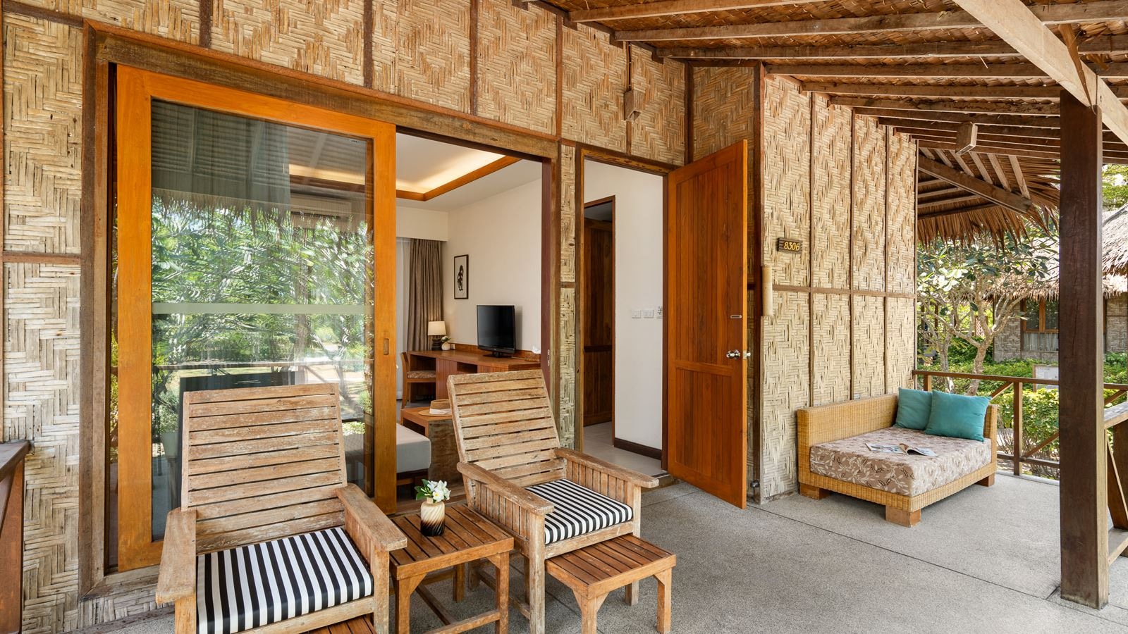 rooms-deluxe-garden-bungalow