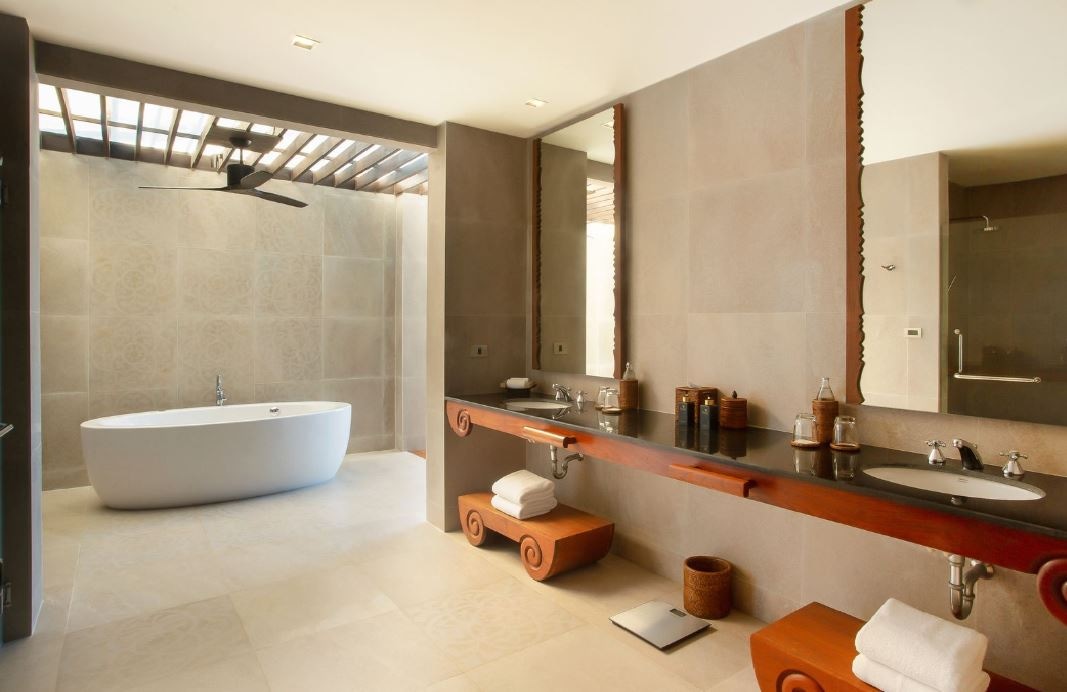 rooms-beachside-private-pool-villa-three-bedrooms