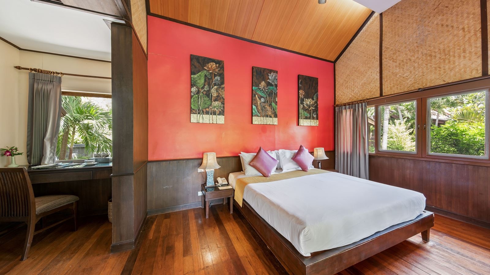 rooms-deluxe-bungalow