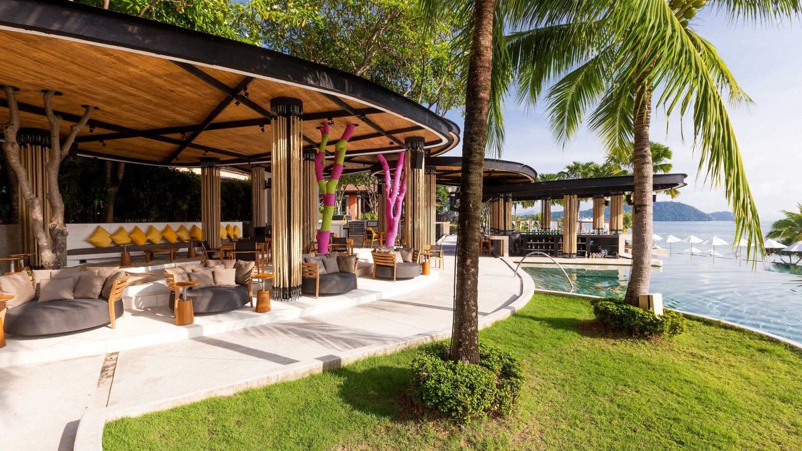 restaurants-edge-beach-club