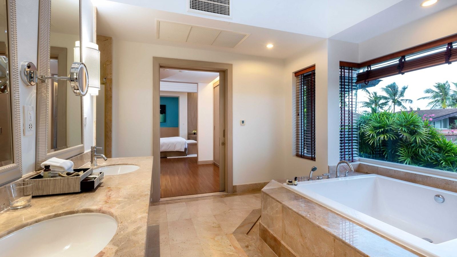 rooms-pool-villa-garden