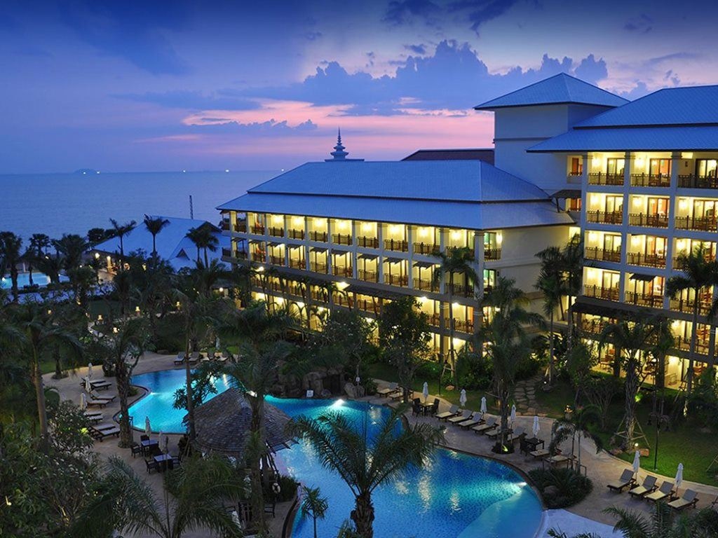 general-main-building