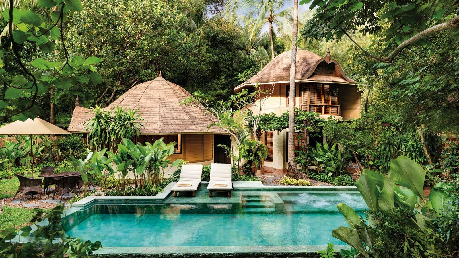 rooms-family-pavilion-with-pool