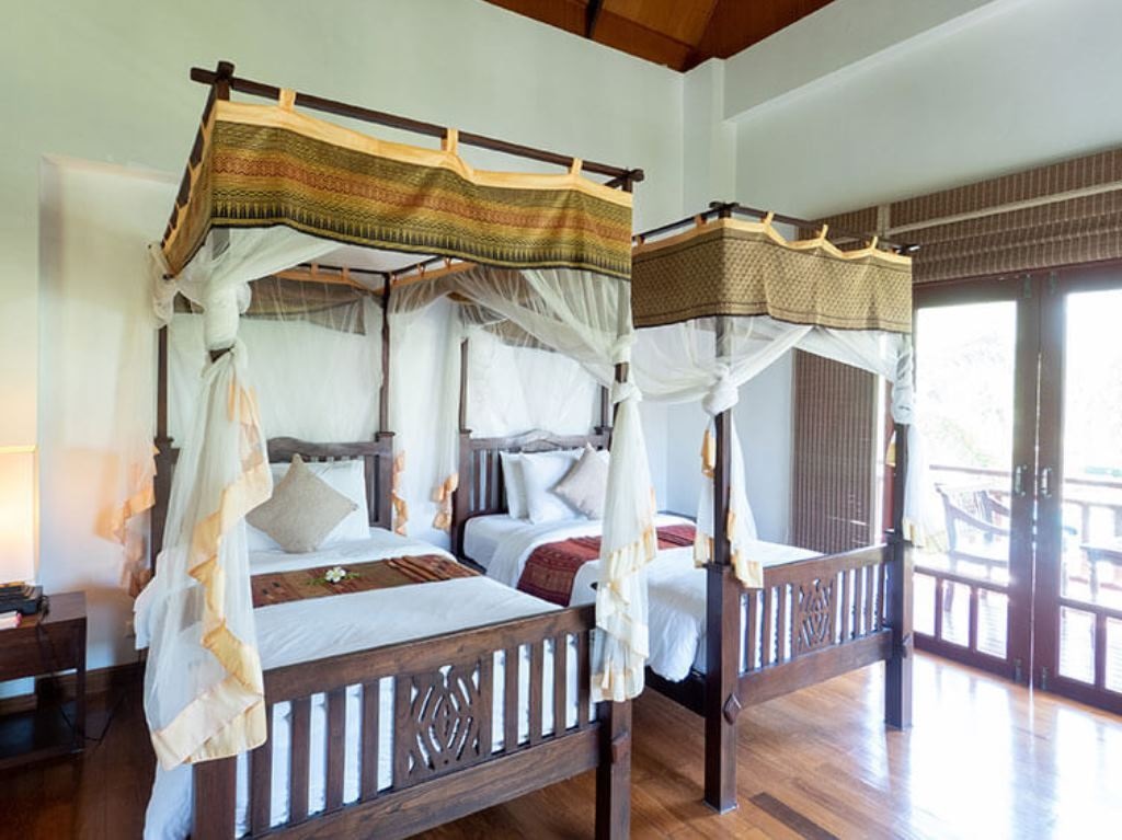 rooms-pool-view-suite