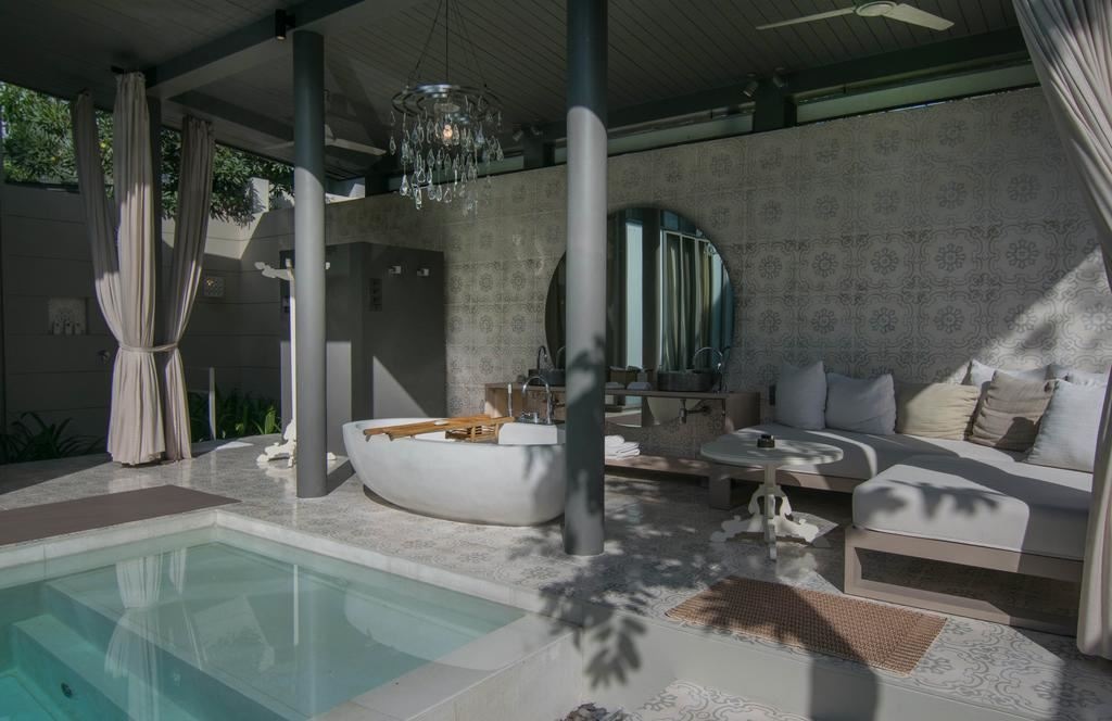 rooms-1-br-pool-villa-suite