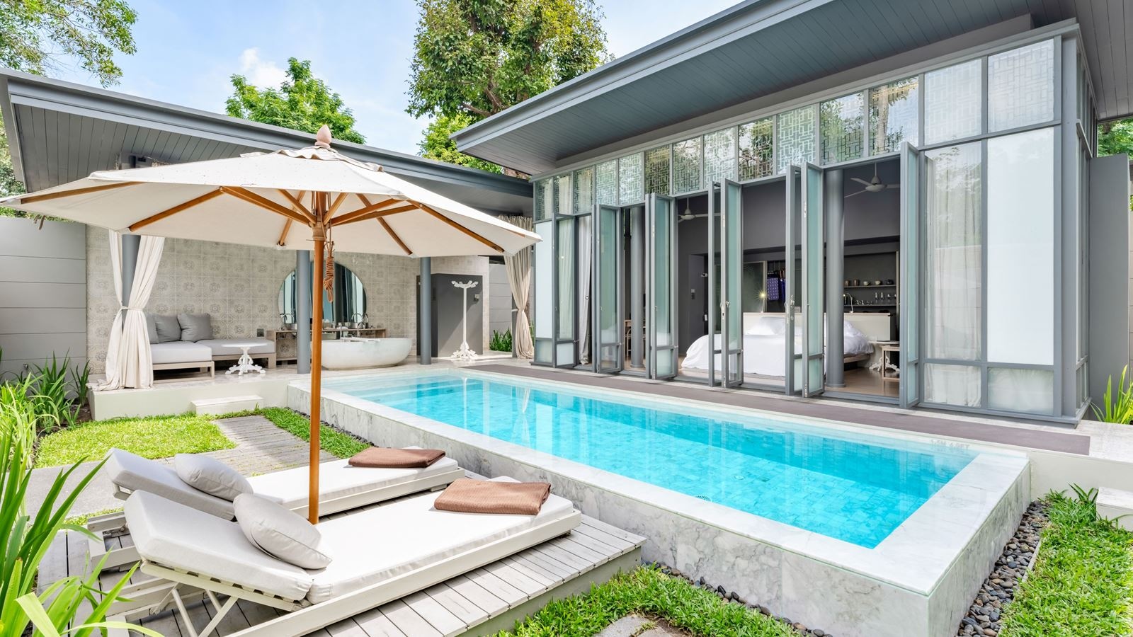 rooms-sala-connecting-pool-villa