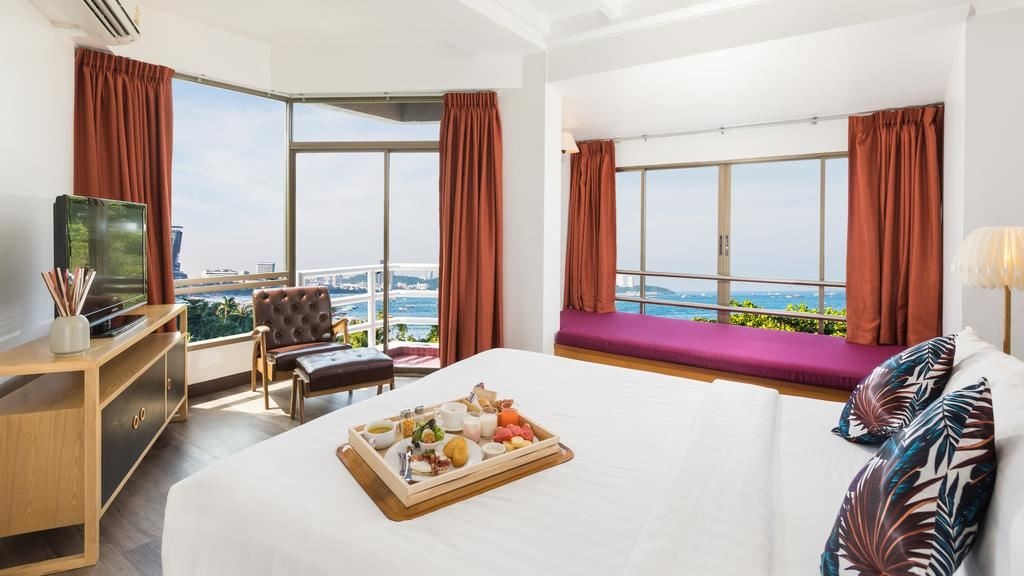rooms-deluxe-grand-sea-view