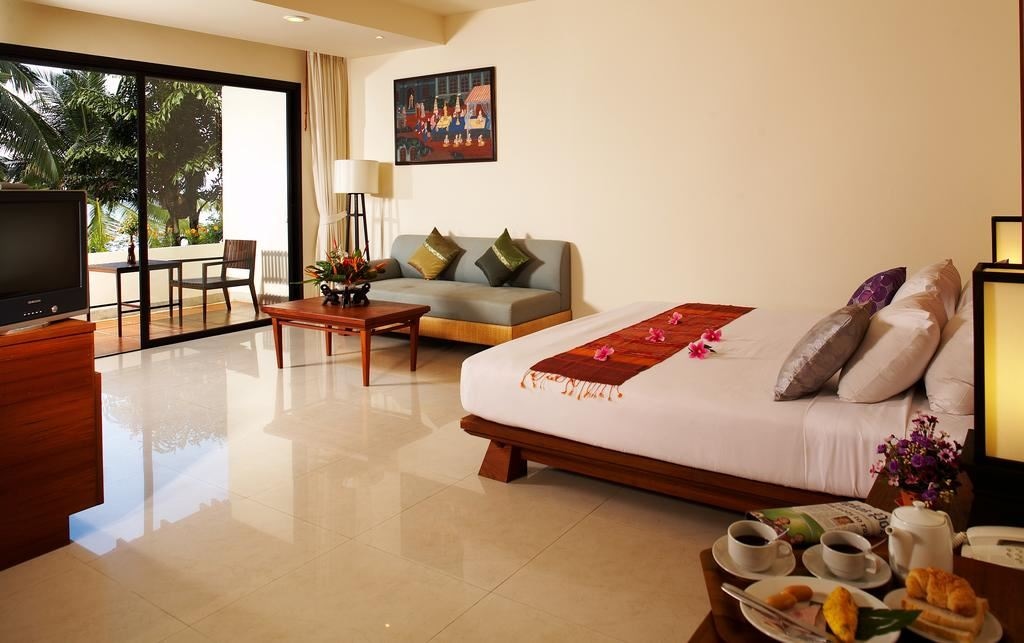 rooms-deluxe-beachfront