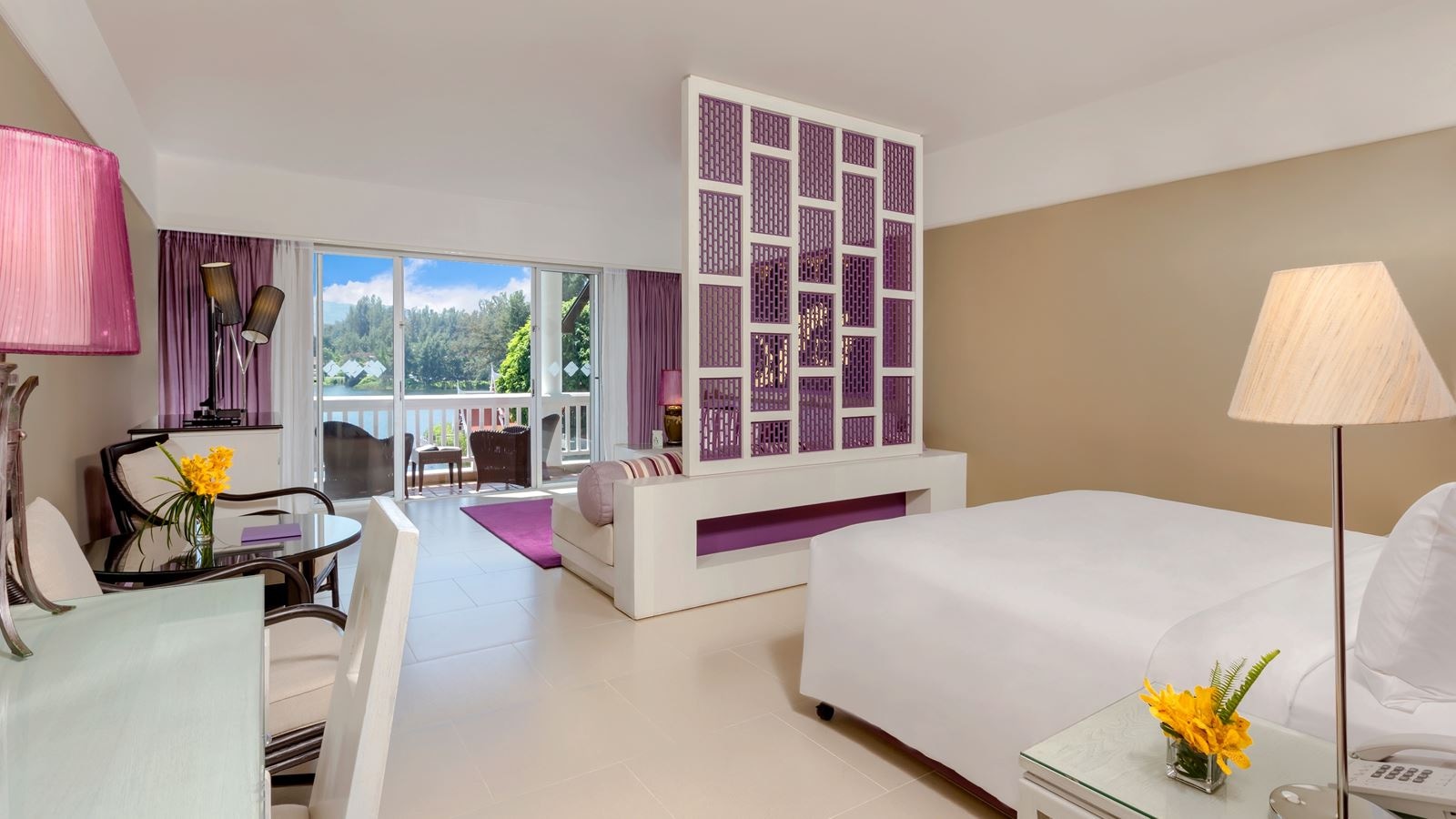 rooms-laguna-premier-room