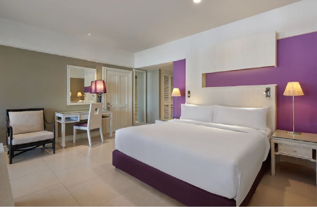 rooms-laguna-premier-room