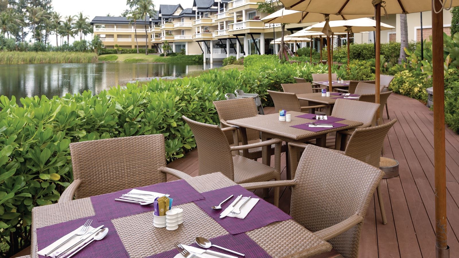 restaurants-market-place