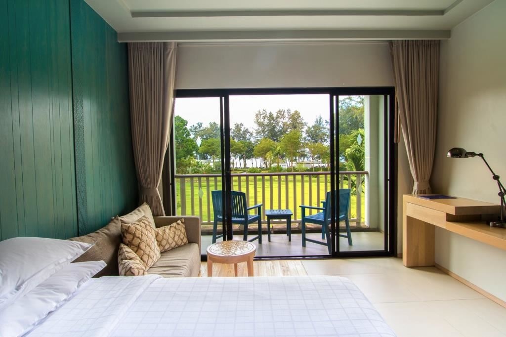 rooms-deluxe-sea-facing