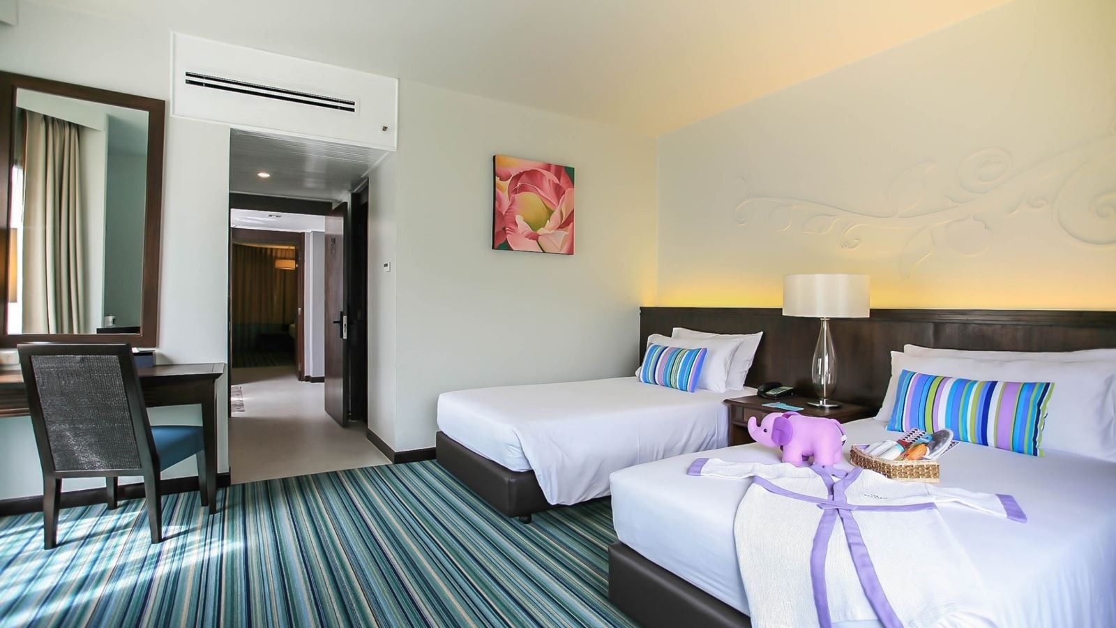 rooms-deluxe-garden-view